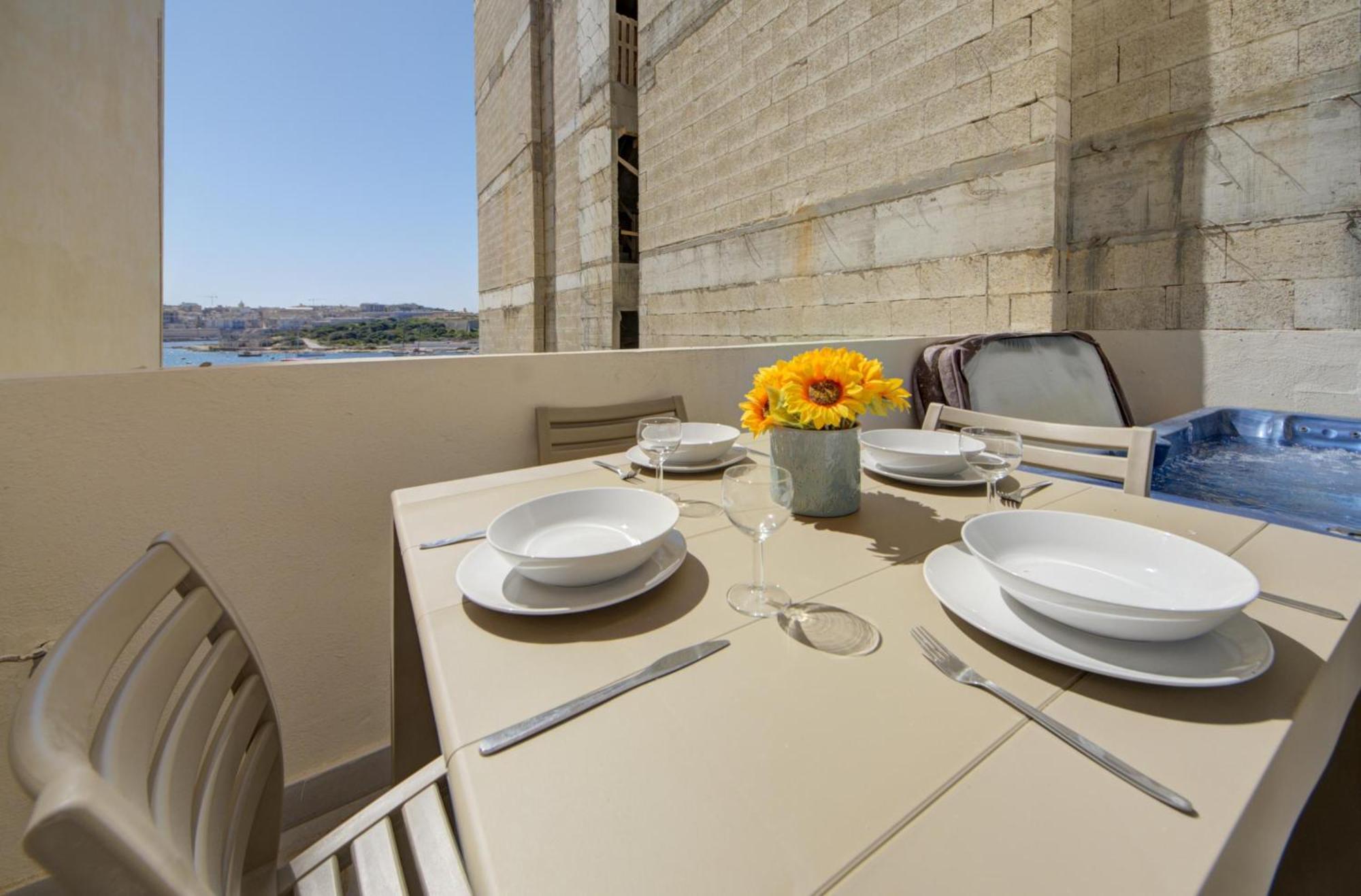 Sapphire Residences - Sliema 2 Bedroom Apartments With Views By Shortletsmalta エクステリア 写真