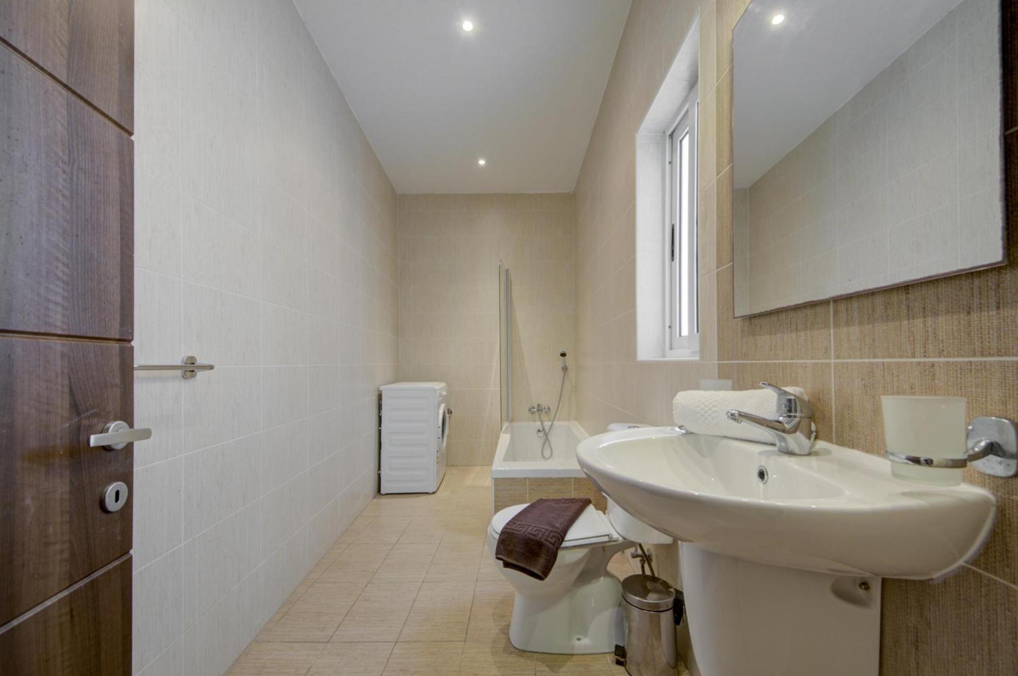 Sapphire Residences - Sliema 2 Bedroom Apartments With Views By Shortletsmalta エクステリア 写真